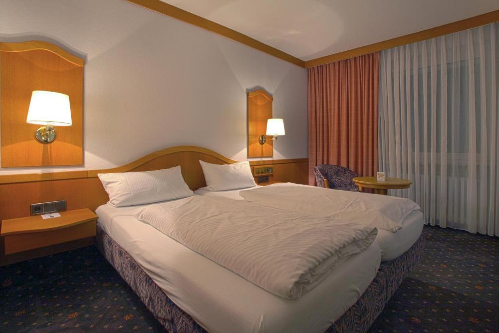 Hotel-Restaurant Esbach Hof Kitzingen Luaran gambar